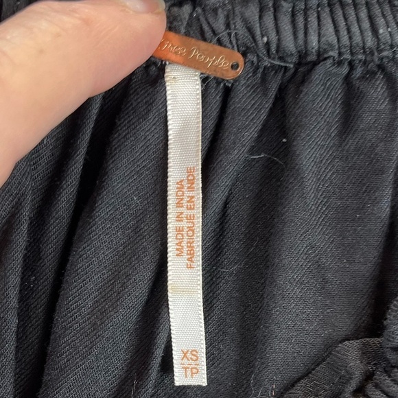 FREE PEOPLE Flour Du Jour Black Heavily Embroidered Floral Shift Dress Size XS - Picture 13 of 16